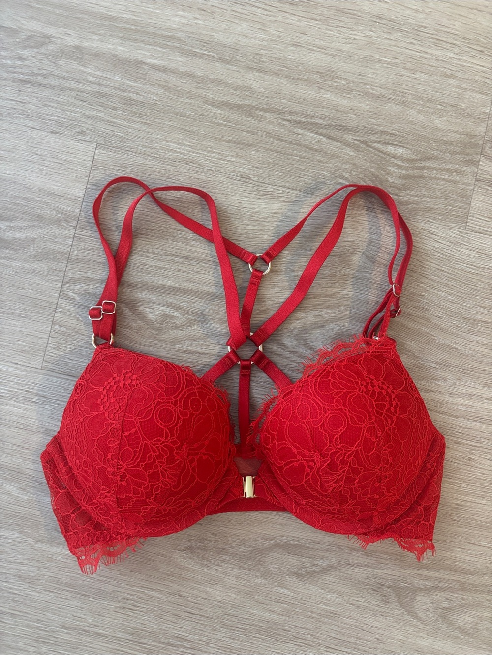 Victoria’s Secret Bombshell Red Lace Strappy Push-Up Bra - 34A